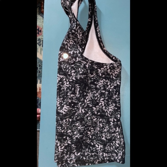 Womens Lululemon Nuuk Racerback tank - Picture 2 of 2